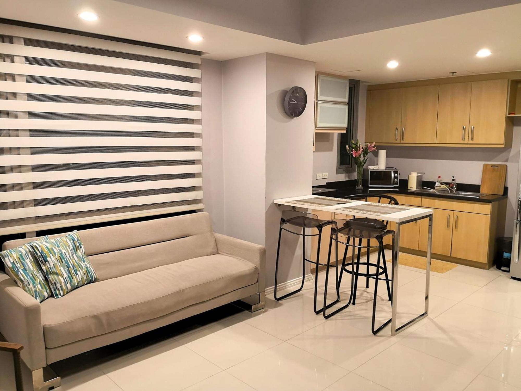 Avant Apartments At The Fort Тагіг Номер фото