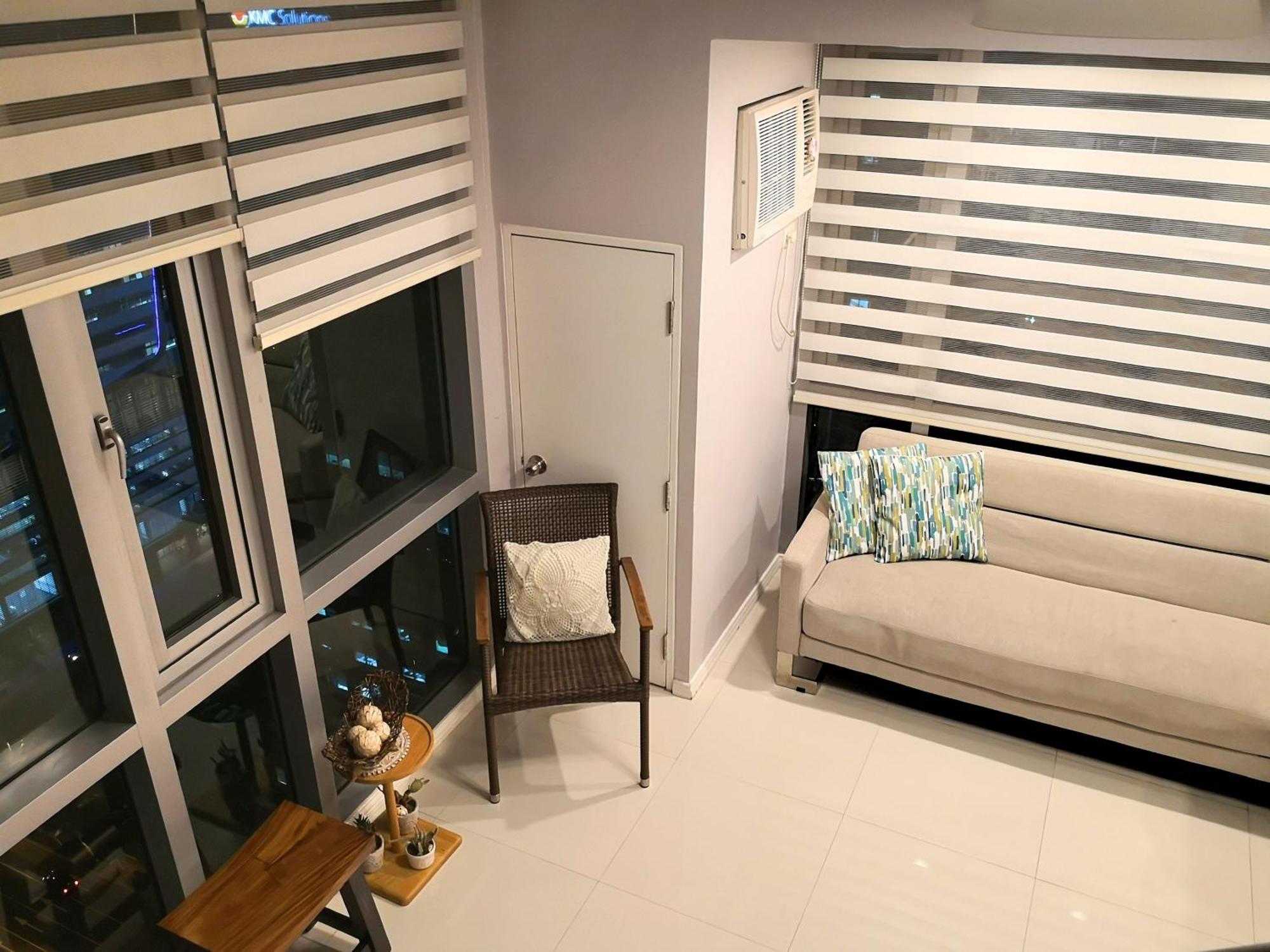 Avant Apartments At The Fort Тагіг Номер фото