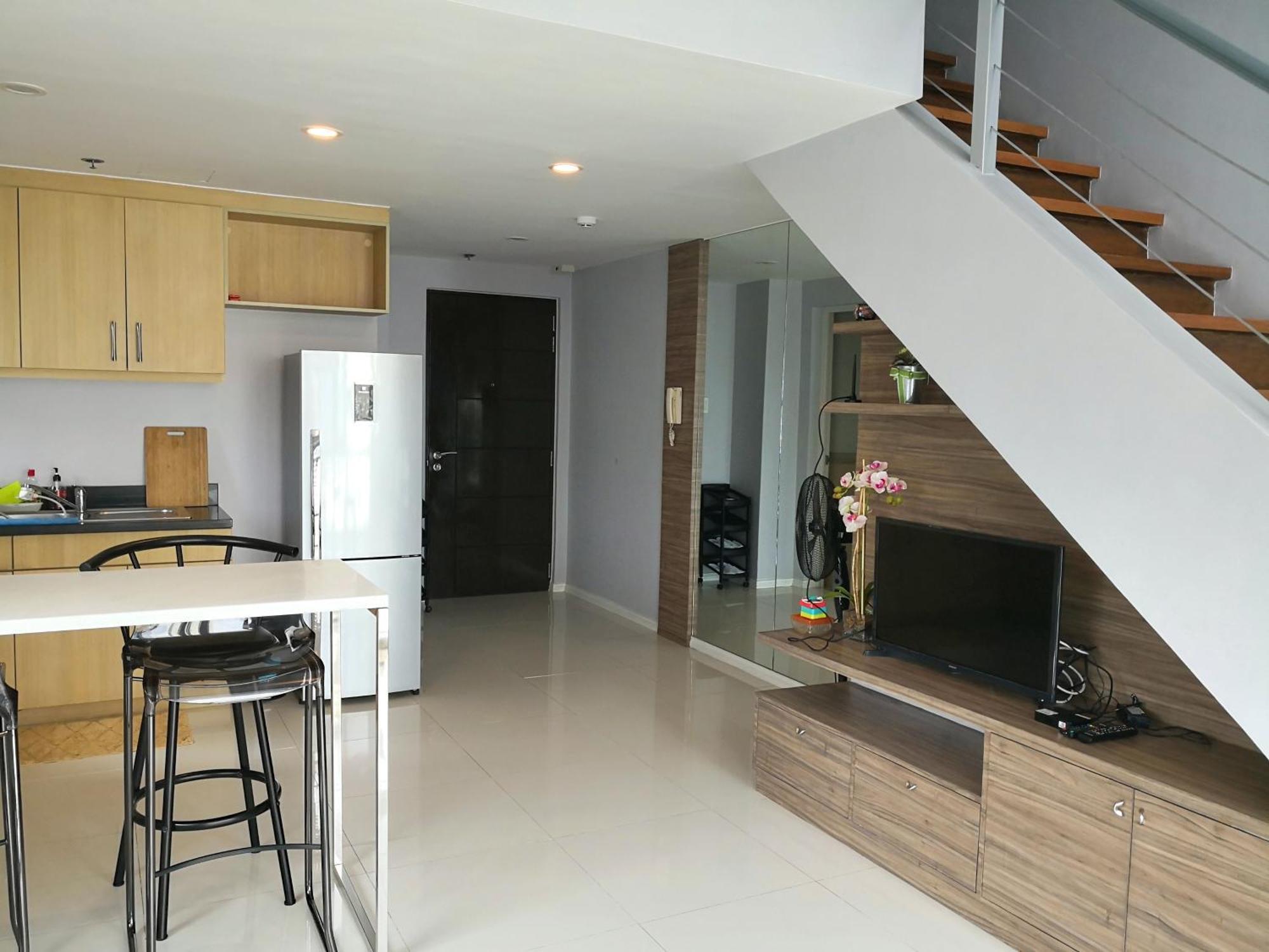 Avant Apartments At The Fort Тагіг Номер фото
