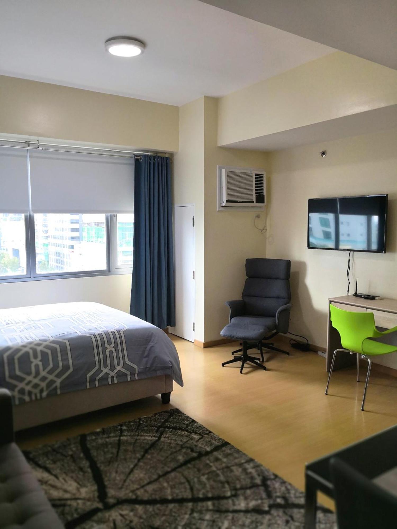 Avant Apartments At The Fort Тагіг Номер фото